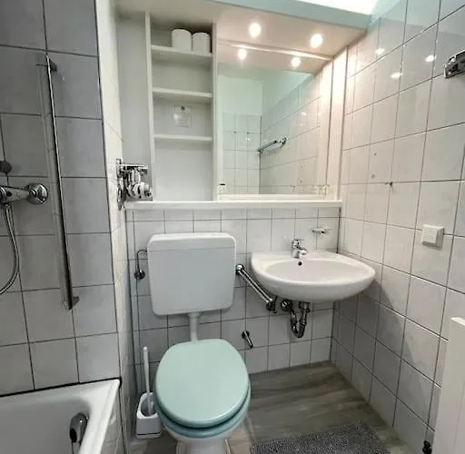 Neue Im Gebaeude Des Graf Eberhard アパート バート・ウーラッハ