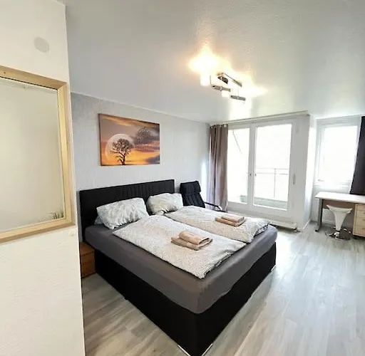 アパート Neue Im Gebaeude Des Graf Eberhard